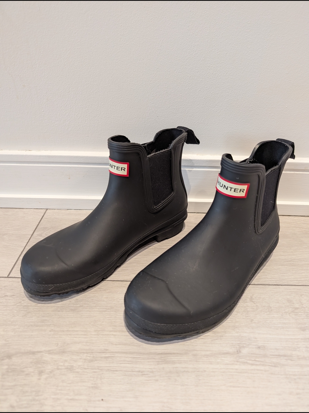 Hunter Black Chelsea Rain Boots (Short)